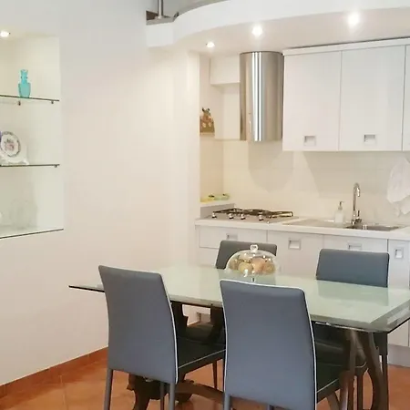 Luxury Federica N 1 Centro Storico Di * טאורמינה